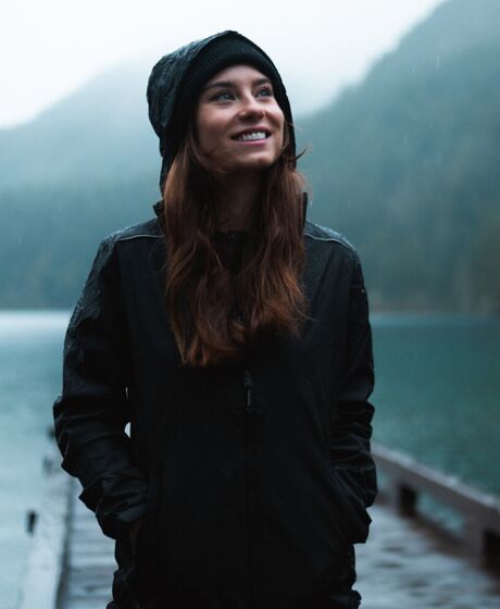 Women's Nautilus performance shell Thumbnail