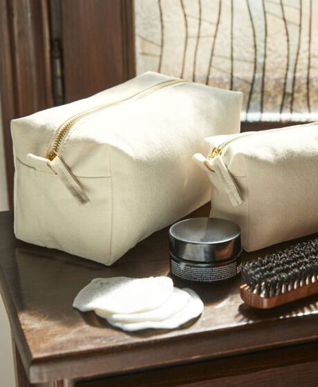 Canvas accessory case Thumbnail