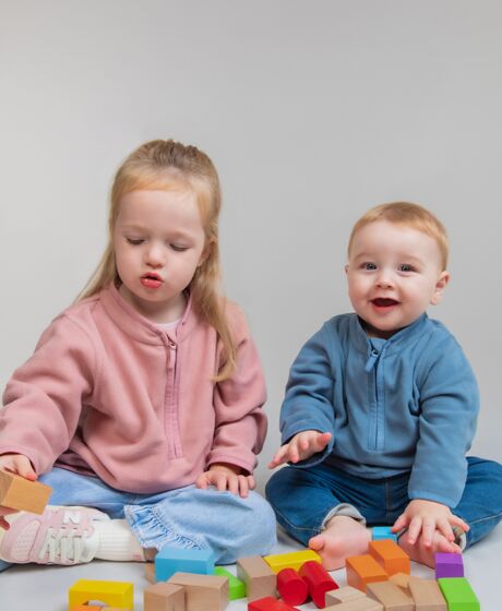 Larkwood 1/2 Zip Lightweight Fleece Thumbnail