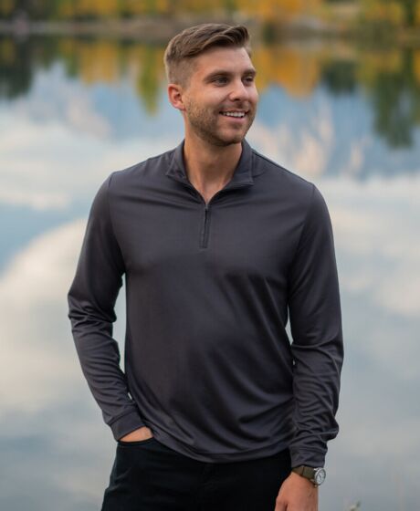 Monterey 1/4-zip pullover Thumbnail