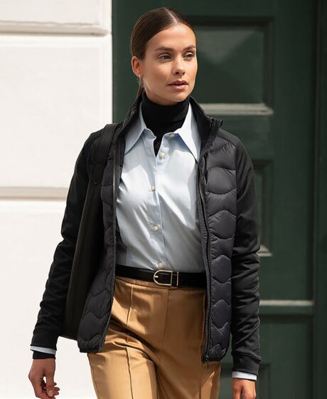 Women’s Stillwater – premium hybrid down jacket Thumbnail